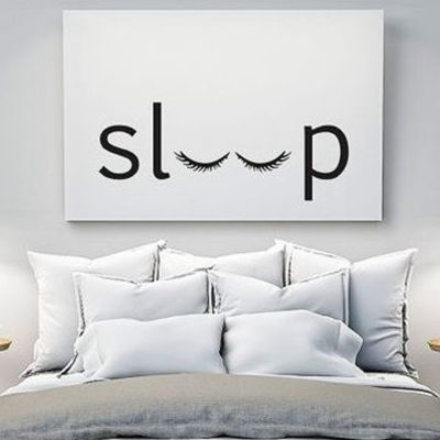 Cómo decorar la pared de detrás de la cama.